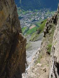 Click to see big picture (576x768 pixels; 103 KB)