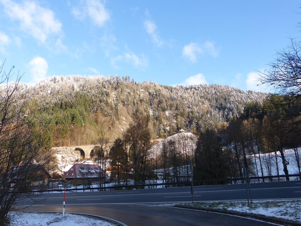 Clic pour l'image suivante