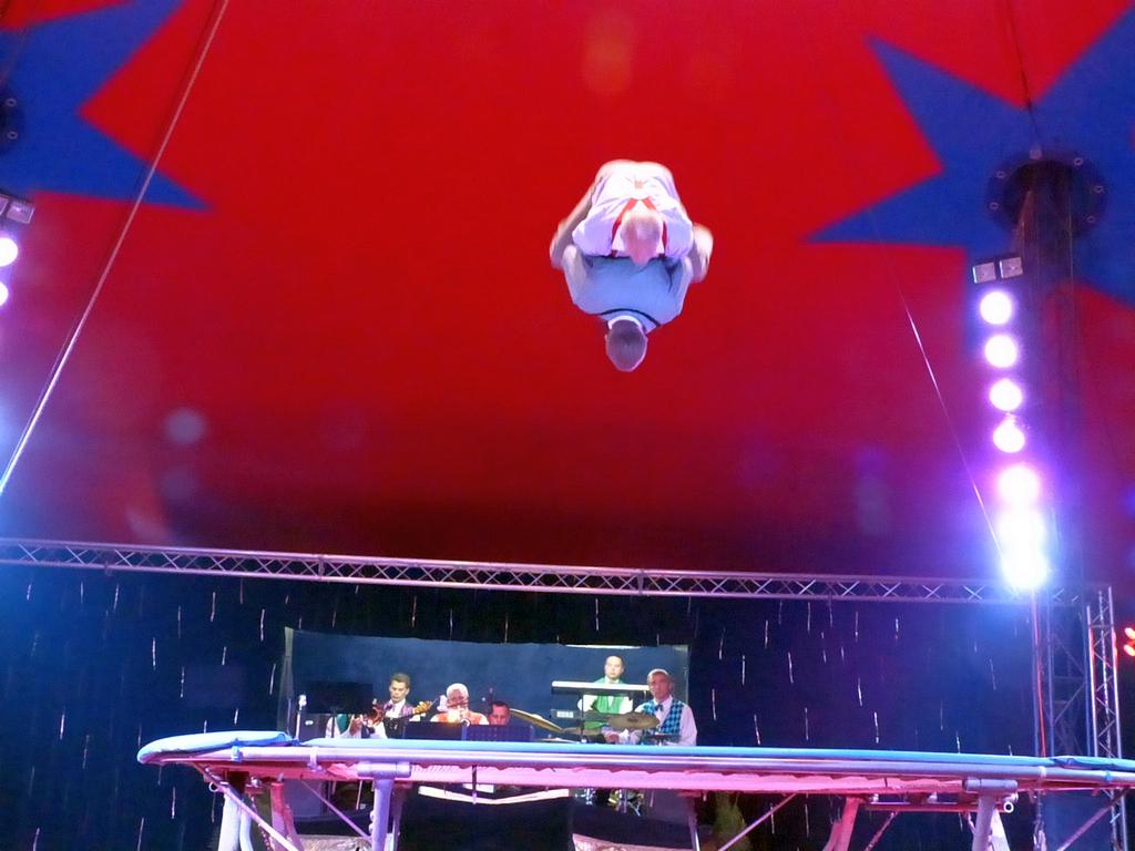 Clic pour l'image suivante