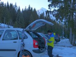 Click to see big picture (1024x768 pixels; 114 KB)