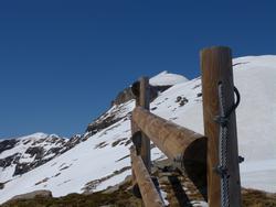 Click to see big picture (1024x768 pixels; 78 KB)