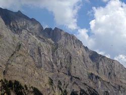 Click to see big picture (1024x768 pixels; 127 KB)