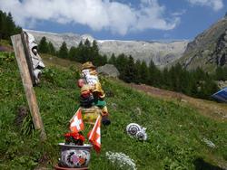 Click to see big picture (1024x768 pixels; 174 KB)