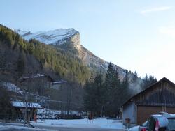 Click to see big picture (1024x768 pixels; 94 KB)