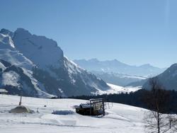 Click to see big picture (1024x768 pixels; 81 KB)