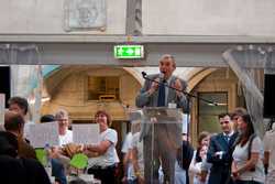 Pour agrandir l'image (1024x685 pixels; 109 KB)