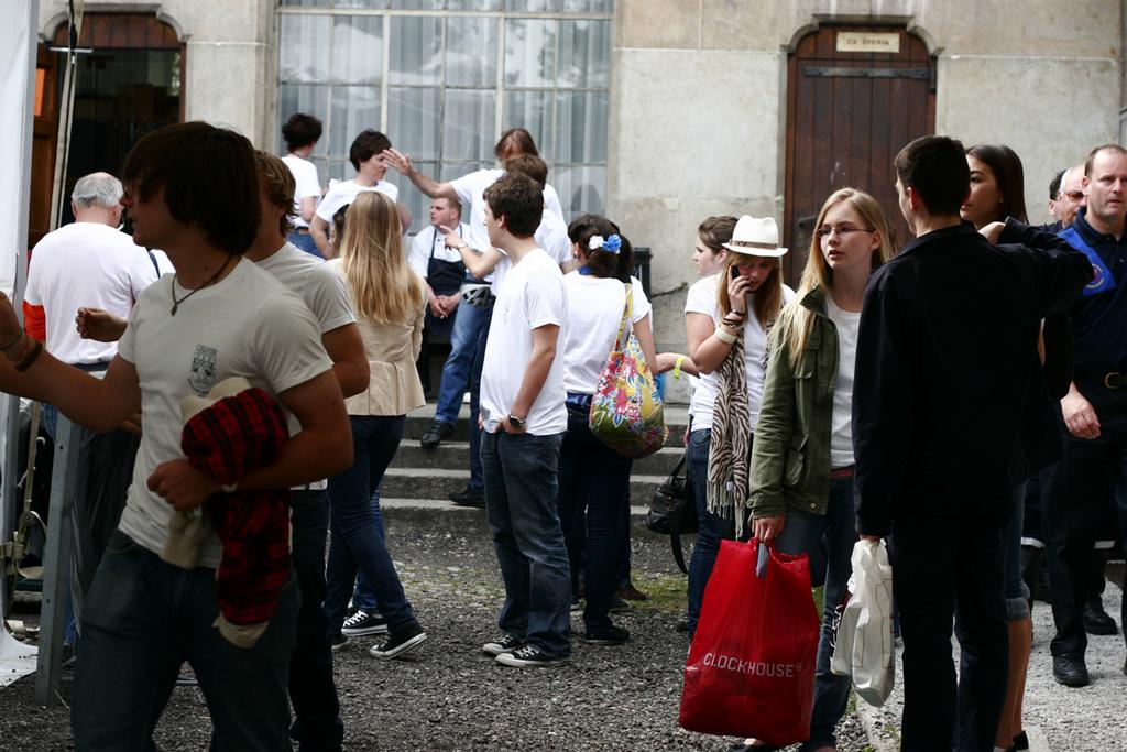 Pour l'image suivante