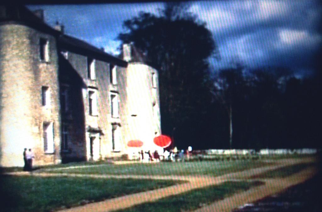 Clic pour l'image suivante